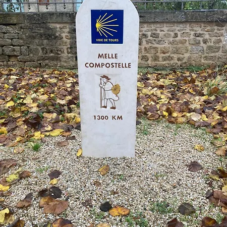 La Maison De Léon * Celles-sur-Belle